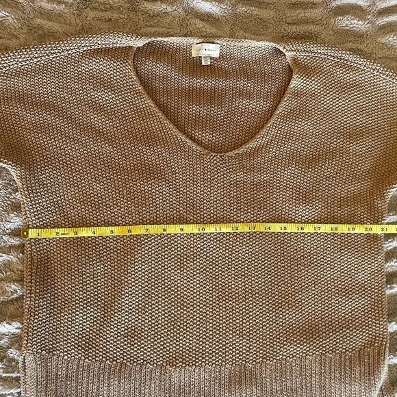 Lucky Brand Tan V-Neck Sweater - Picture 8 of 9